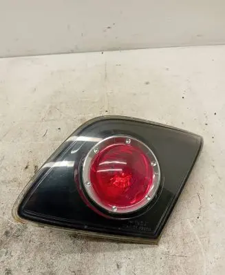 Mazda 3 I Tailgate rear/tail lights P2913R
