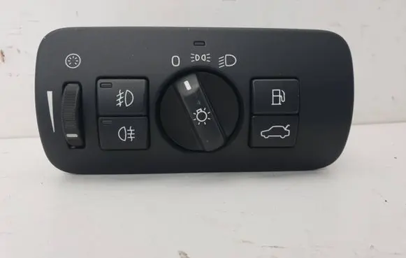 Volvo XC70 Light switch 30739414 04066322