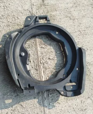 Mercedes-Benz S W222 Dash center speaker frame a2225450119