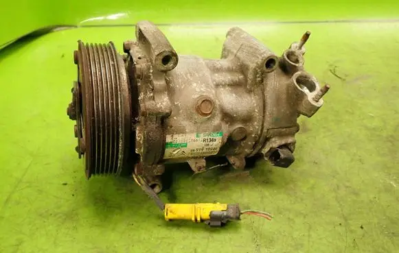 Peugeot 207 Air conditioning (A/C) compressor (pump) 9651910980
