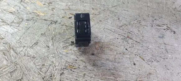 Nissan Navara D40 Headlight level height control switch