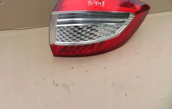 Ford Mondeo MK IV Rear/tail lights BS71-13404-B