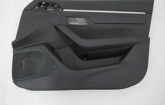 Peugeot 508 Front door card panel trim