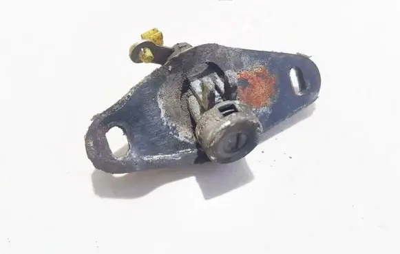 Nissan Almera N16 Tailgate exterior lock 