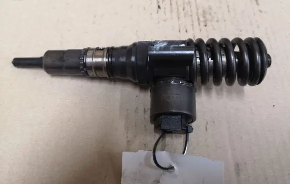 Mitsubishi Grandis Fuel injector 03G130073G