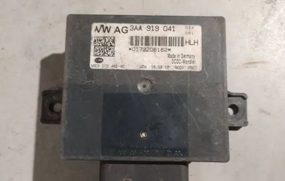 Volkswagen PASSAT B7 Voltage converter/converter module 3AA919041 0173206162 8ES01045240