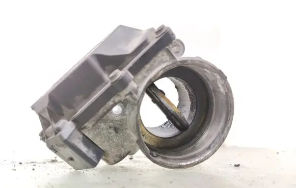 Volkswagen Caddy Throttle valve 03G128063M