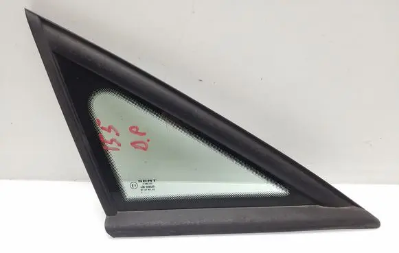 Seat Altea Front triangle window/glass 43R000469 5P0845412