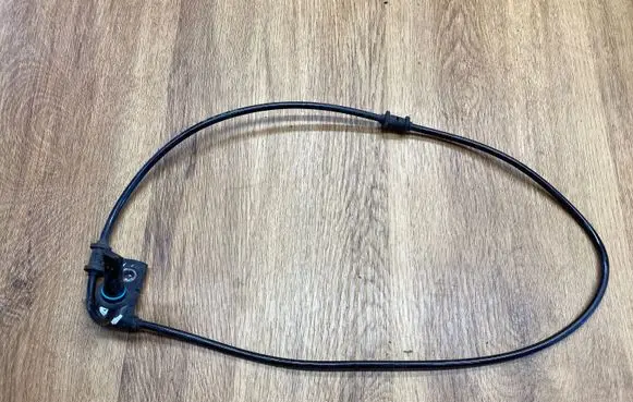 Mercedes-Benz C W205 ABS rear brake sensor A2059058503