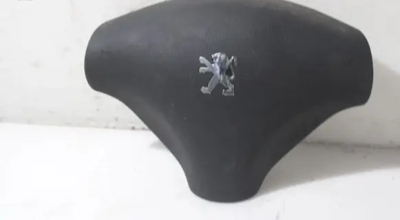 Peugeot 107 Steering wheel airbag