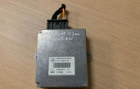 Mercedes-Benz E W211 Other control units/modules A2118206185 3372890 2855V0014