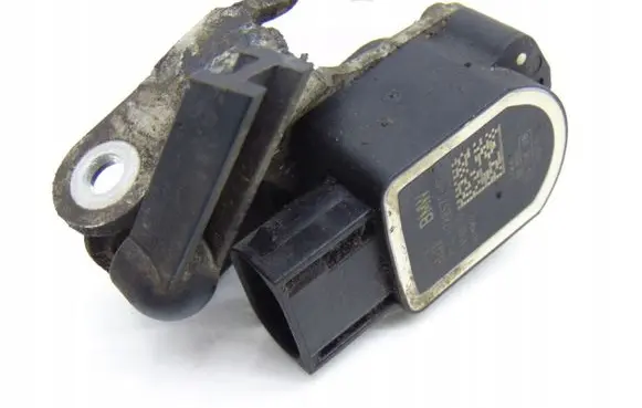 BMW 7 F01 F02 F03 F04 Front air suspension height level sensor 6788571