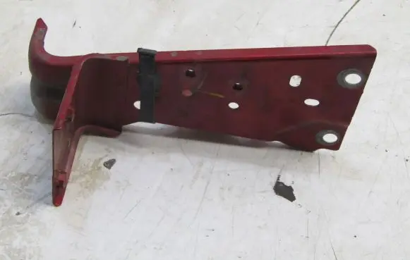 Mazda 2 Rear bumper mounting bracket