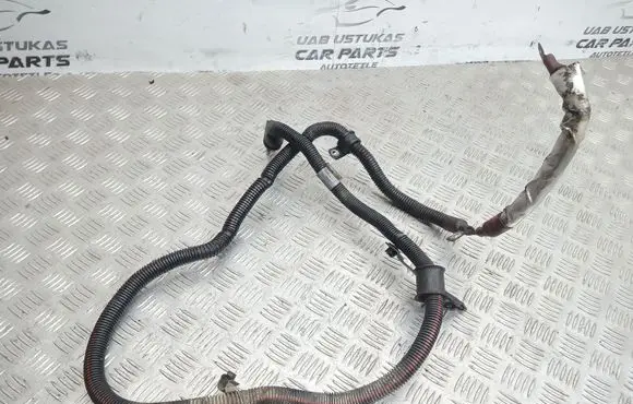 Positive cable (battery)