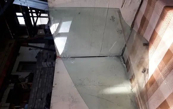Citroen C4 I Front door window glass four-door