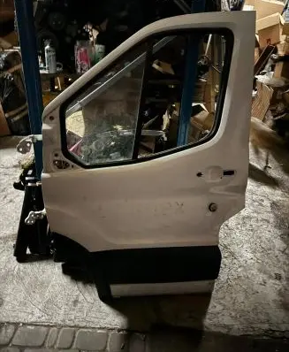 Ford E-Transit Front door drztran8