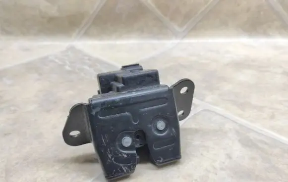 KIA Ceed Tailgate/trunk/boot lock/catch/latch