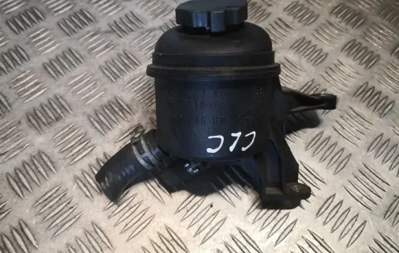 Mercedes-Benz CLC CL203 Power steering fluid tank/reservoir 2034600083 A2034600083