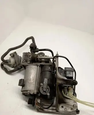 Mercedes-Benz GL X166 Air suspension valve block A2223200604