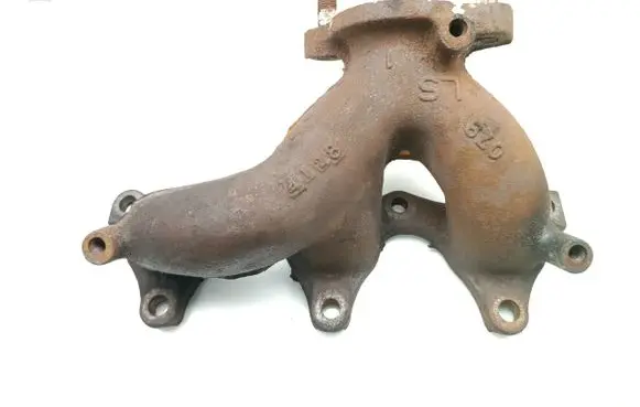 Mitsubishi FTO Exhaust manifold