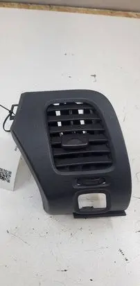 Nissan Leaf I (ZE0) Dashboard side air vent grill/cover trim 687613NL0A