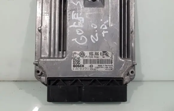 Volkswagen Golf V Engine control unit/module 03G906016HJ 0281012253