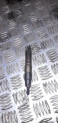 Seat Toledo II (1M) Fuel injector 038130201G 0432193733