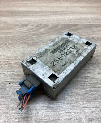 Audi A4 S4 B7 8E 8H Comfort/convenience module 25602038 3202401 001629
