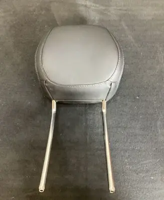 Mercedes-Benz GLE (W166 - C292) Front seat headrest 1661266102