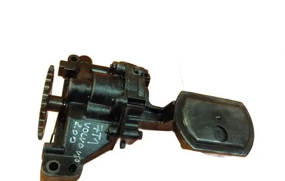 Volvo V50 Oil pump 9644350880