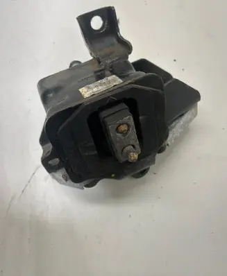 KIA Sportage Engine mount bracket A20160026D 90660088L3 31008301