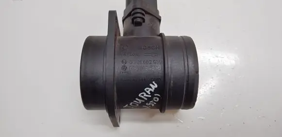Volkswagen Touran I Mass air flow meter 0281002531 038906461 038906461B