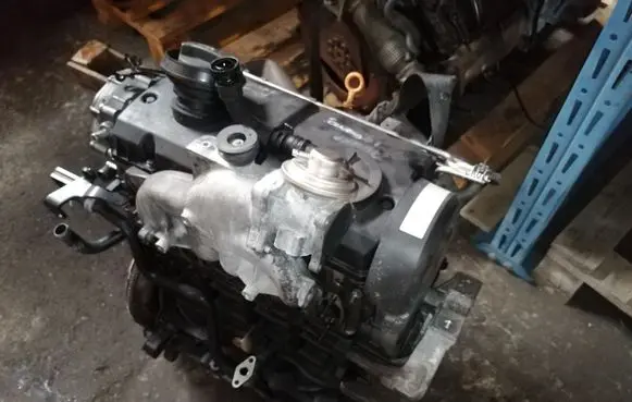 Volkswagen Touran I Engine AVQ