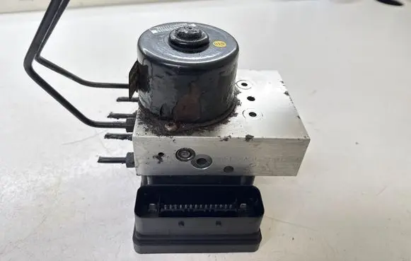 Volkswagen Transporter - Caravelle T5 ABS Pump 7H0907379N 5WK84008 7H0614111N