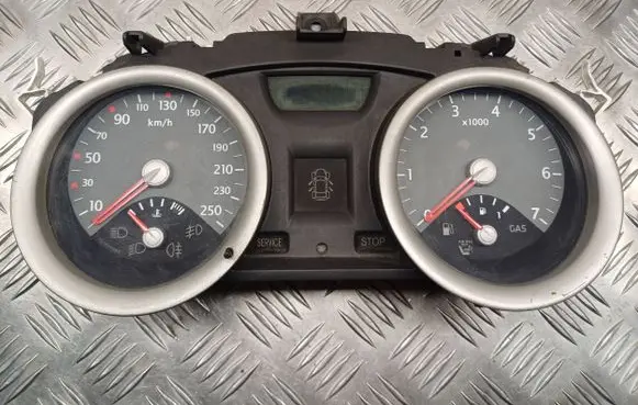 Speedometer (instrument cluster)