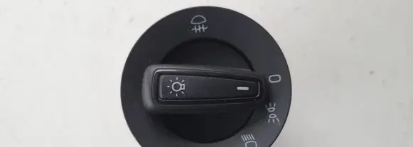 Skoda Octavia Mk3 (5E) Light switch