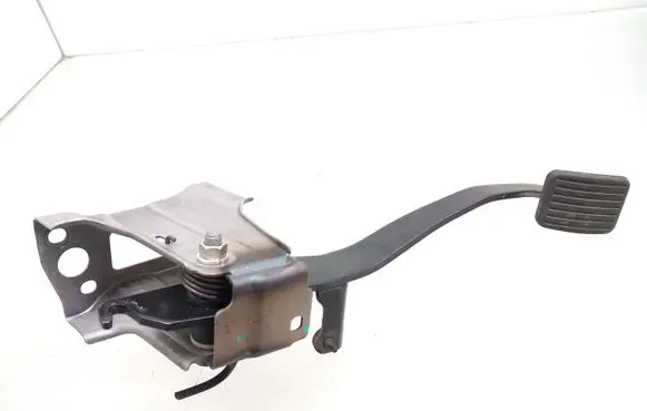 Clutch pedal