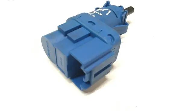 Mazda 3 I Brake pedal sensor switch BP4K