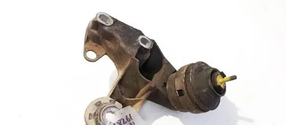 Audi A4 S4 B5 8D Engine mounting bracket 4b0199351b