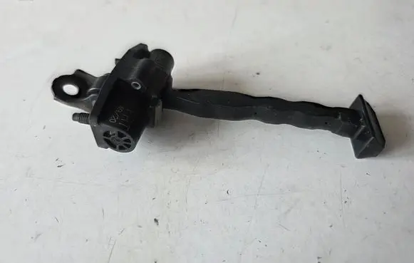 Opel Crossland X Front door check strap stopper 