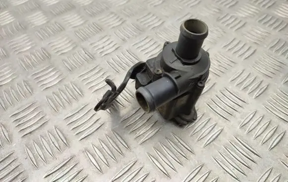 Skoda Octavia Mk3 (5E) Electric auxiliary coolant/water pump 5Q0121599Q
