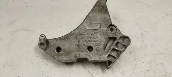Audi Q3 8U Engine mounting bracket 03l199207