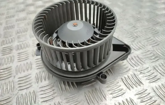 Seat Exeo (3R) Heater fan/blower 8E1820021E