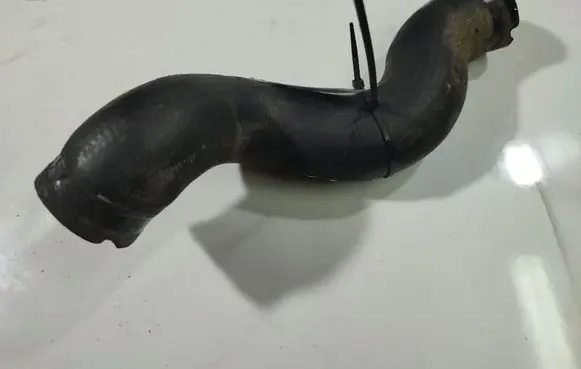 Opel Zafira A Engine coolant pipe/hose 
