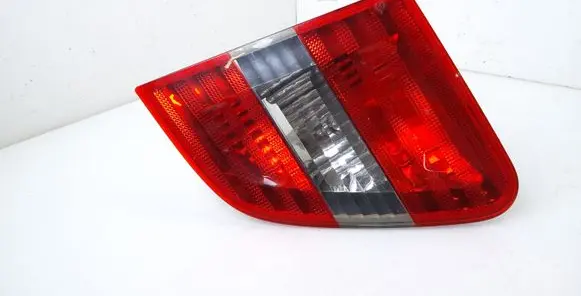 Mercedes-Benz B W245 Tailgate rear/tail lights A1698201664