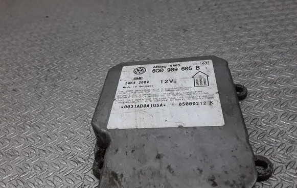 Volkswagen PASSAT B5 Airbag control unit/module 6Q0909605B 5WK42869