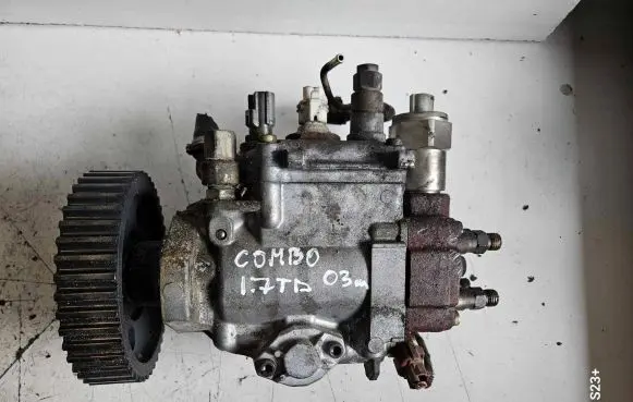 Opel Combo C Fuel injection high pressure pump