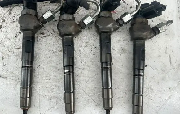 Audi A4 S4 B8 8K Fuel injectors set 0445110369 03L130277J