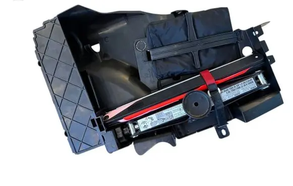 Mercedes-Benz A W169 Tool set A1685830715 1685830715 A1718900197
