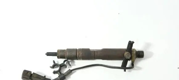 Audi A3 S3 8P Fuel injector 028130202Q